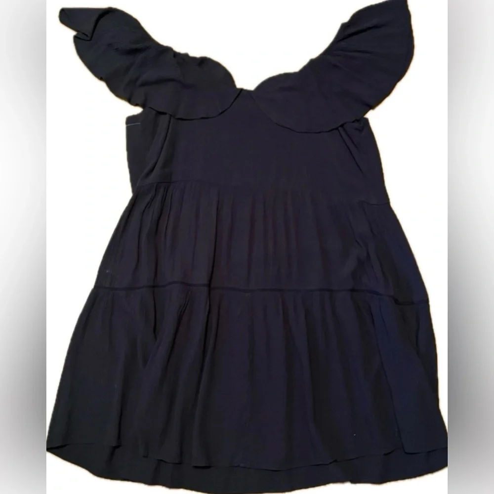 Black flutter sleeve dress with scoop neckline. New with tags. Women’s Size XL - Picture 3 of 8